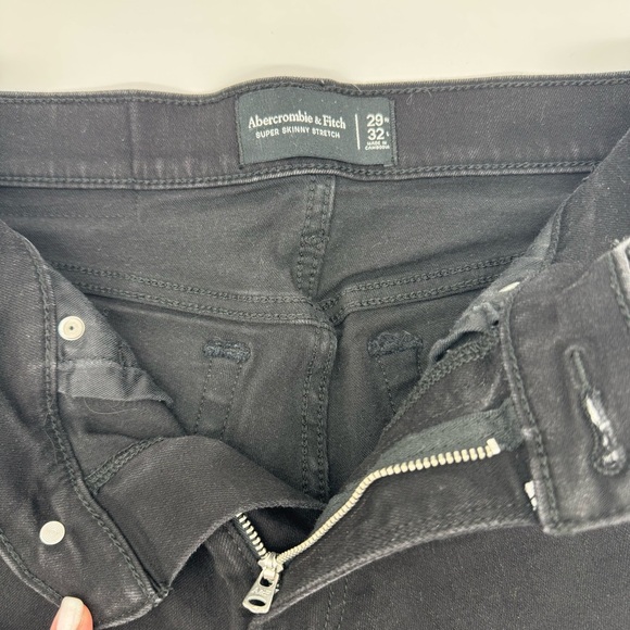 Abercrombie & Fitch Men’s Black Super Skinny Jeans 29x32 Distressed Raw Hem - Picture 5 of 10